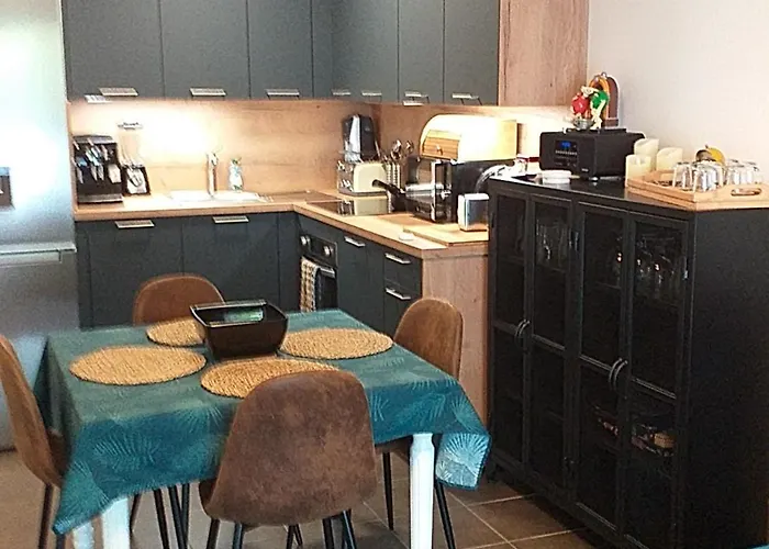 Patio Arena F2 アパート バイヨンヌ